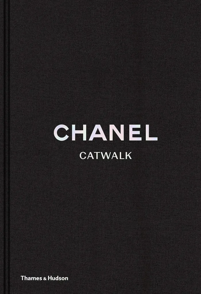 Livro Chanel Catwalk